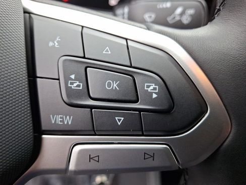 Certified 2025 Volkswagen Jetta S image 19