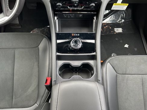 New 2025 Jeep Grand Cherokee 4WD image 13