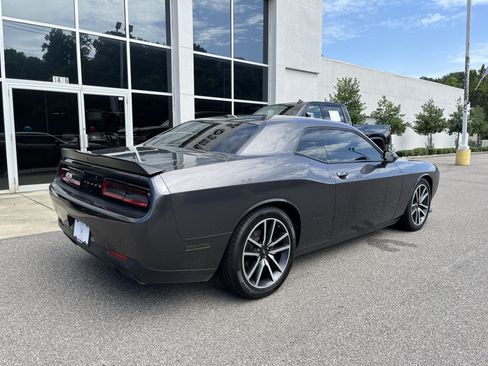 Used 2023 Dodge Challenger R/T RWD image 7