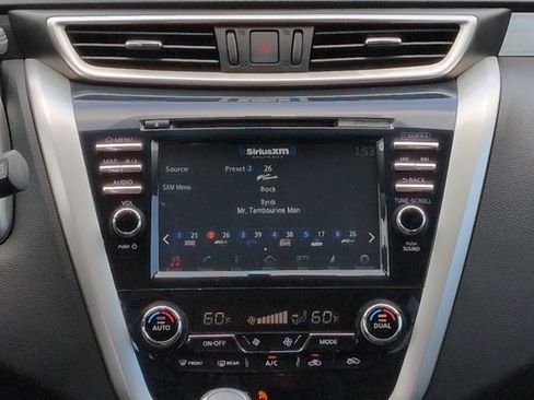 Used 2016 Nissan Murano Platinum w/ Platinum Technology Package FWD image 20