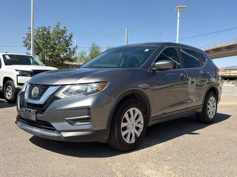Used 2020 Nissan Rogue S FWD image 1