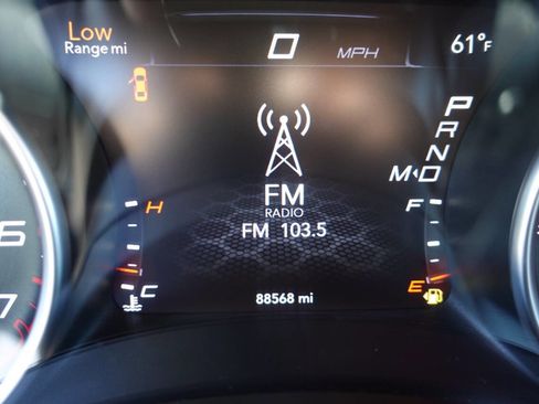 Used 2015 Dodge Charger SE w/ Power Sunroof Group AWD/4WD image 51
