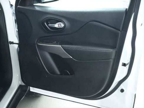 Certified 2021 Jeep Cherokee Limited w/ Elite Package image 35