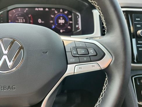 Certified 2023 Volkswagen Atlas SE w/ Panoramic Sunroof Package image 9