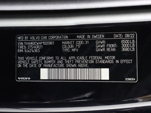 Certified 2023 Volvo XC90 T8 Plus w/ Protection Package Premier AWD/4WD image 16