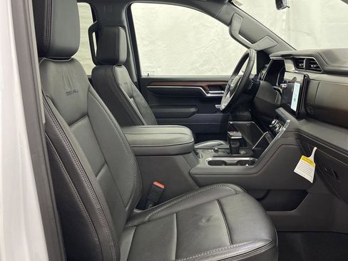 Used 2023 GMC Sierra 1500 Denali w/ Denali Reserve Package image 16