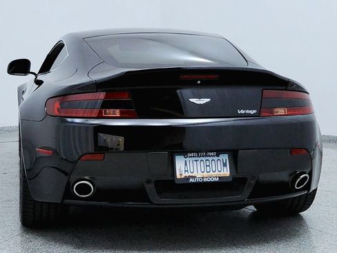 Used 2015 Aston Martin V8 Vantage Coupe RWD image 4