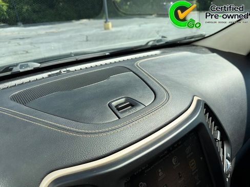 Certified 2018 Jeep Cherokee Limited FWD image 80