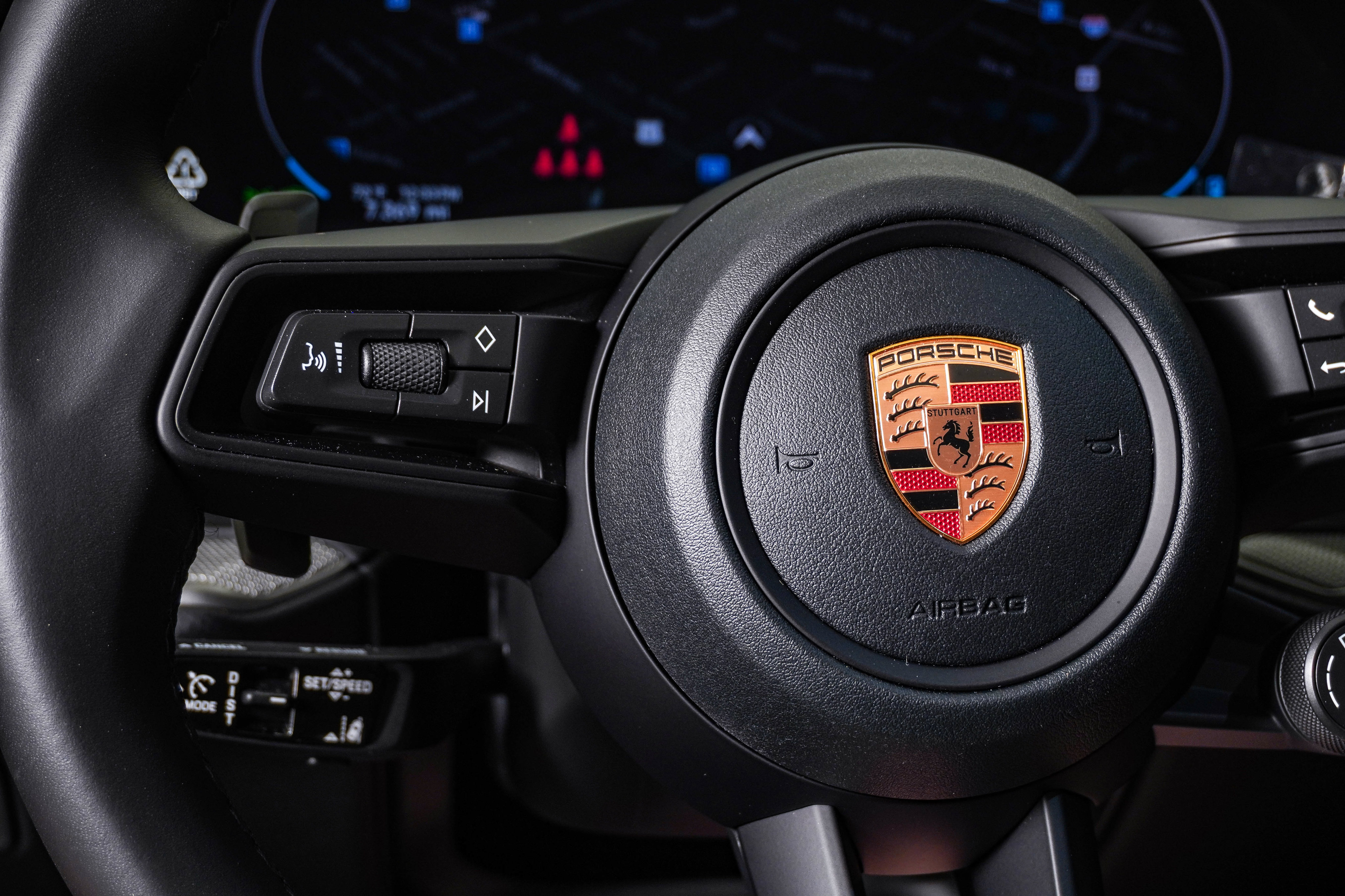 Certified 2026 Porsche Cayenne AWD/4WD image 20