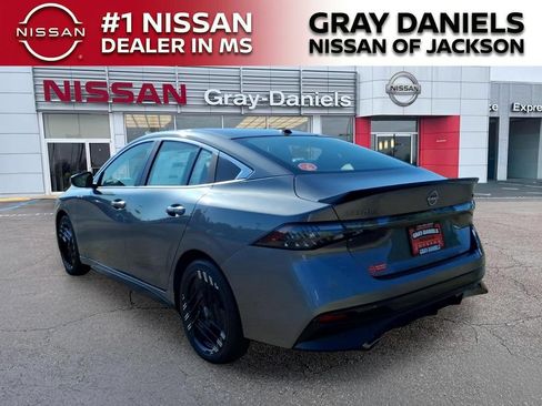 New 2026 Nissan Sentra SR w/ SR All Weather Package FWD image 5