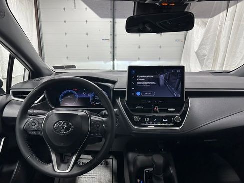 Used 2026 Toyota Corolla XSE FWD image 16