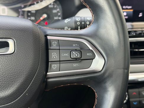 Used 2022 Jeep Compass Limited w/ Sun and Sound Group image 20