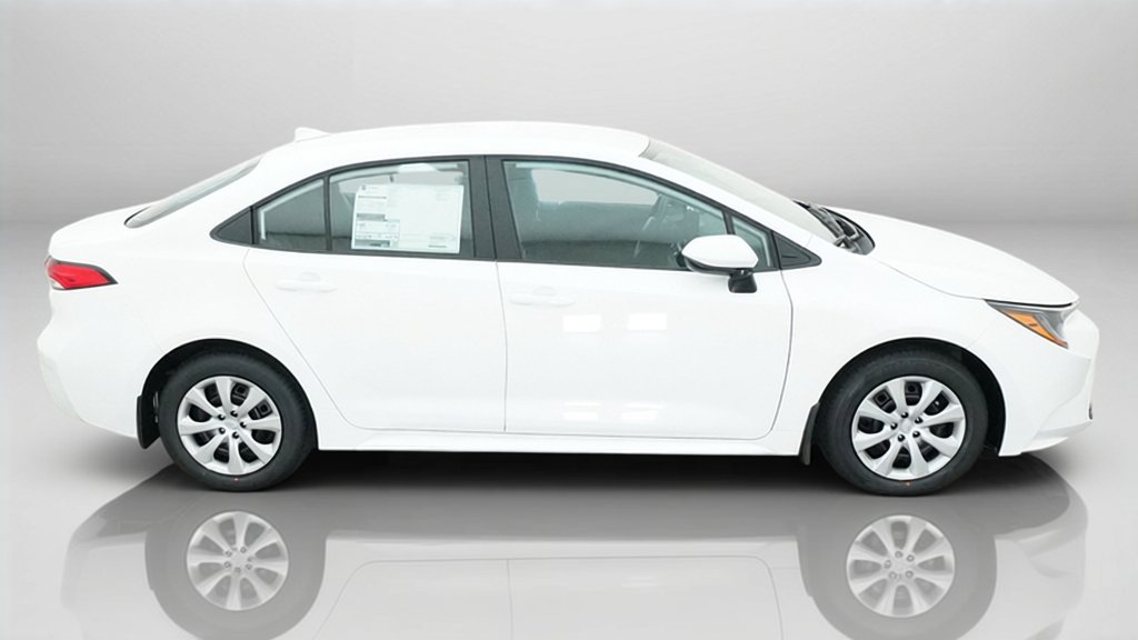 New 2027 Toyota Corolla LE FWD image 14