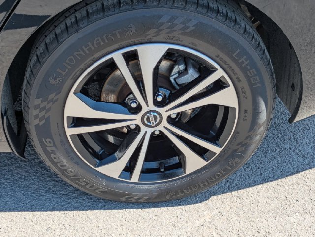 Used 2023 Nissan Sentra SV w/ All-Weather Package FWD image 24