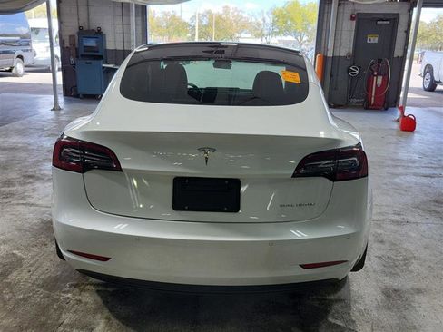 Used 2021 Tesla Model 3 Long Range image 5