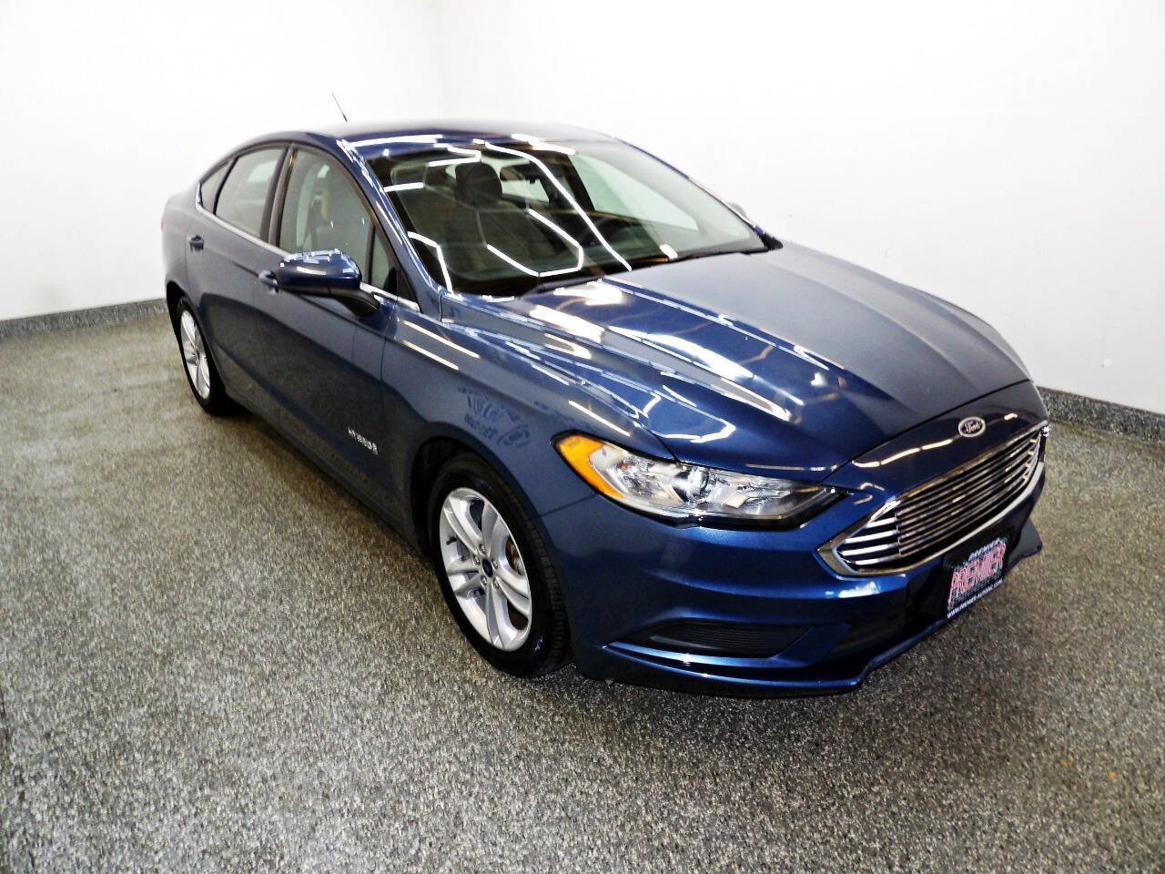 Used 2018 Ford Fusion S FWD image 3