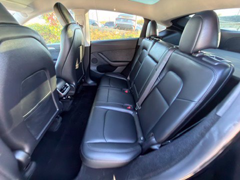 Used 2023 Tesla Model Y Long Range AWD/4WD image 18