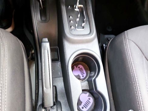 Used 2015 Jeep Wrangler Unlimited Sport w/ Quick Order Package 24S image 32