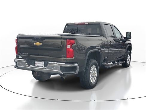 Used 2023 Chevrolet Silverado 2500 LT w/ Convenience Package image 4