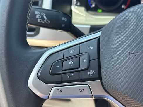 Used 2022 Volkswagen Atlas SE AWD/4WD image 24