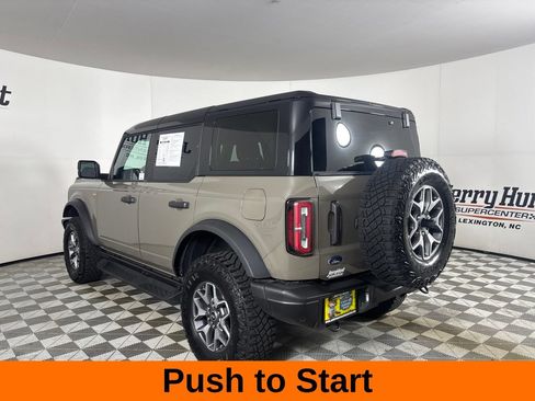 Used 2025 Ford Bronco Badlands AWD/4WD image 9