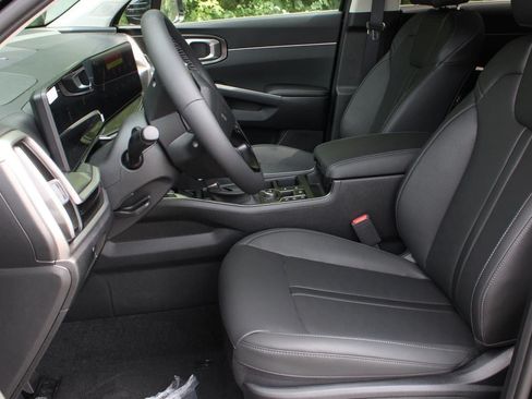 New 2026 Kia Sorento S w/ S Panoramic Sunroof Package AWD/4WD image 17