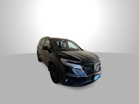 Used 2022 Honda Pilot Black Edition image 2