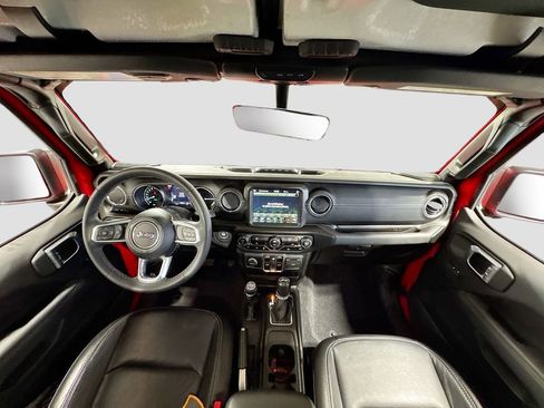 Used 2023 Jeep Wrangler Unlimited Sahara AWD/4WD image 15