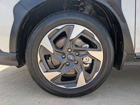 Certified 2025 Subaru Crosstrek 2.5i Limited w/ Popular Package #4A AWD/4WD image 12