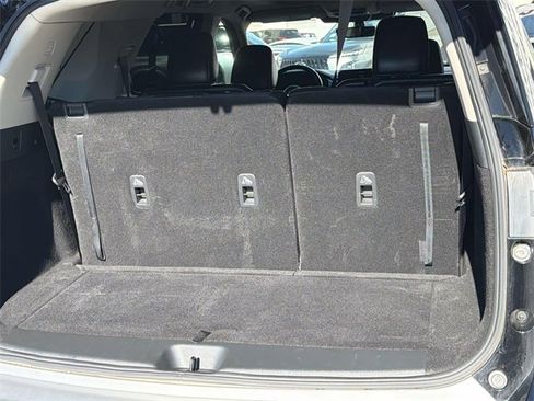 Used 2023 Nissan Pathfinder SL w/ SL Premium Package image 8