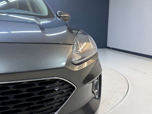 Used 2020 Ford Escape SEL FWD image 11