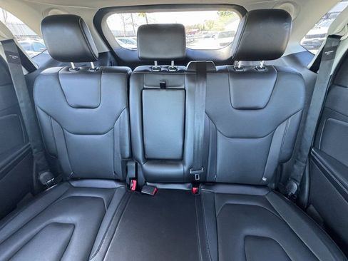 Used 2018 Ford Edge Titanium w/ Equipment Group 302A image 21