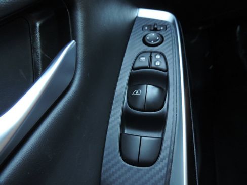 Certified 2025 Nissan Sentra SR w/ Midnight Edition FWD image 26