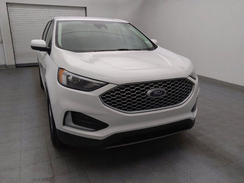 Used 2024 Ford Edge SEL image 14