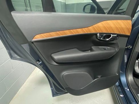 Used 2025 Volvo XC90 B6 Ultra image 8