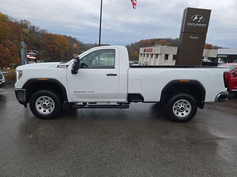 Used 2022 GMC Sierra 3500 Pro w/ Convenience Package image 2