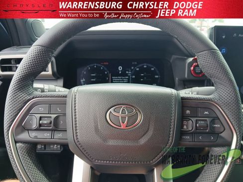 Used 2026 Toyota Tacoma Limited AWD/4WD image 21