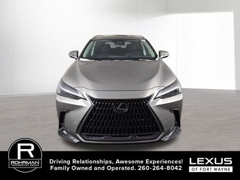 Used 2025 Lexus NX 350h AWD w/ Premium Package image 3