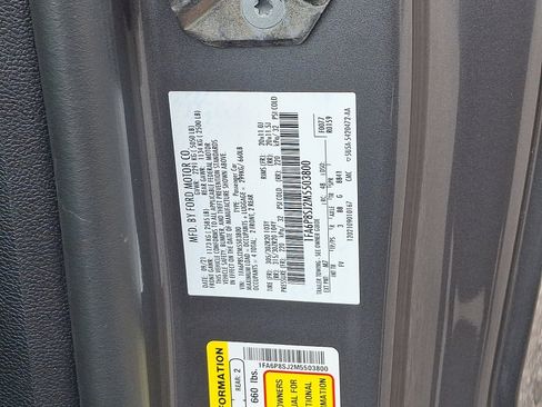 Used 2021 Ford Mustang Shelby GT500 w/ Carbon Fiber Handling Package image 27