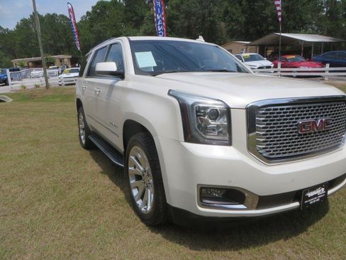 Used 2015 GMC Yukon Denali w/ Open Road Package AWD/4WD image 4