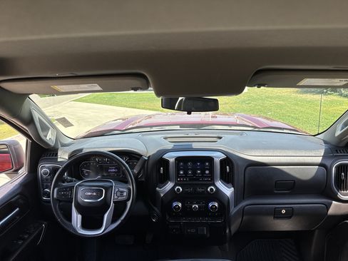 Used 2021 GMC Sierra 1500 Elevation w/ X31 Off-Road Package AWD/4WD image 18