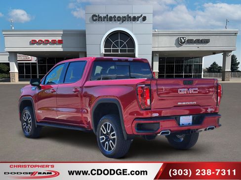 Used 2025 GMC Sierra 1500 AT4 w/ AT4 Premium Package AWD/4WD image 5