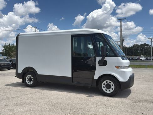 Used 2024 Chevrolet Brightdrop 400 w/ Commercial Equipment Package AWD/4WD image 12