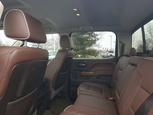 Certified 2015 Chevrolet Silverado 2500 High Country w/ Duramax Plus Package image 9
