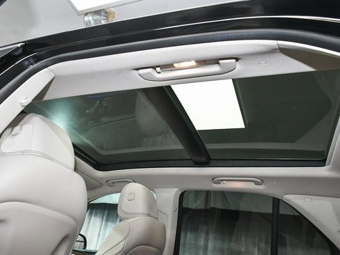 Used 2024 Mercedes-Benz GLE 350 4MATIC image 55