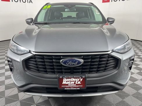 Used 2025 Ford Escape Platinum image 22