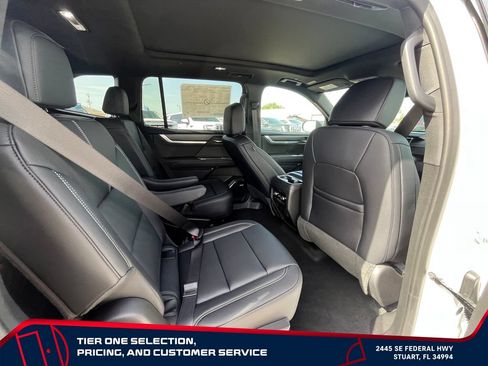 New 2026 GMC Acadia Elevation w/ Black Edition FWD image 19