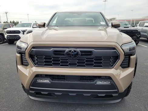 New 2026 Toyota Tacoma TRD Off-Road image 2