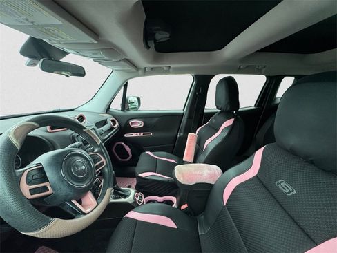 Used 2017 Jeep Renegade Sport w/ Power & Air Group image 8