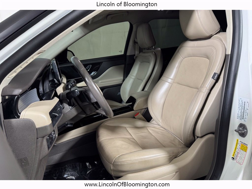 Certified 2022 Lincoln Corsair AWD w/ Premium Package image 16